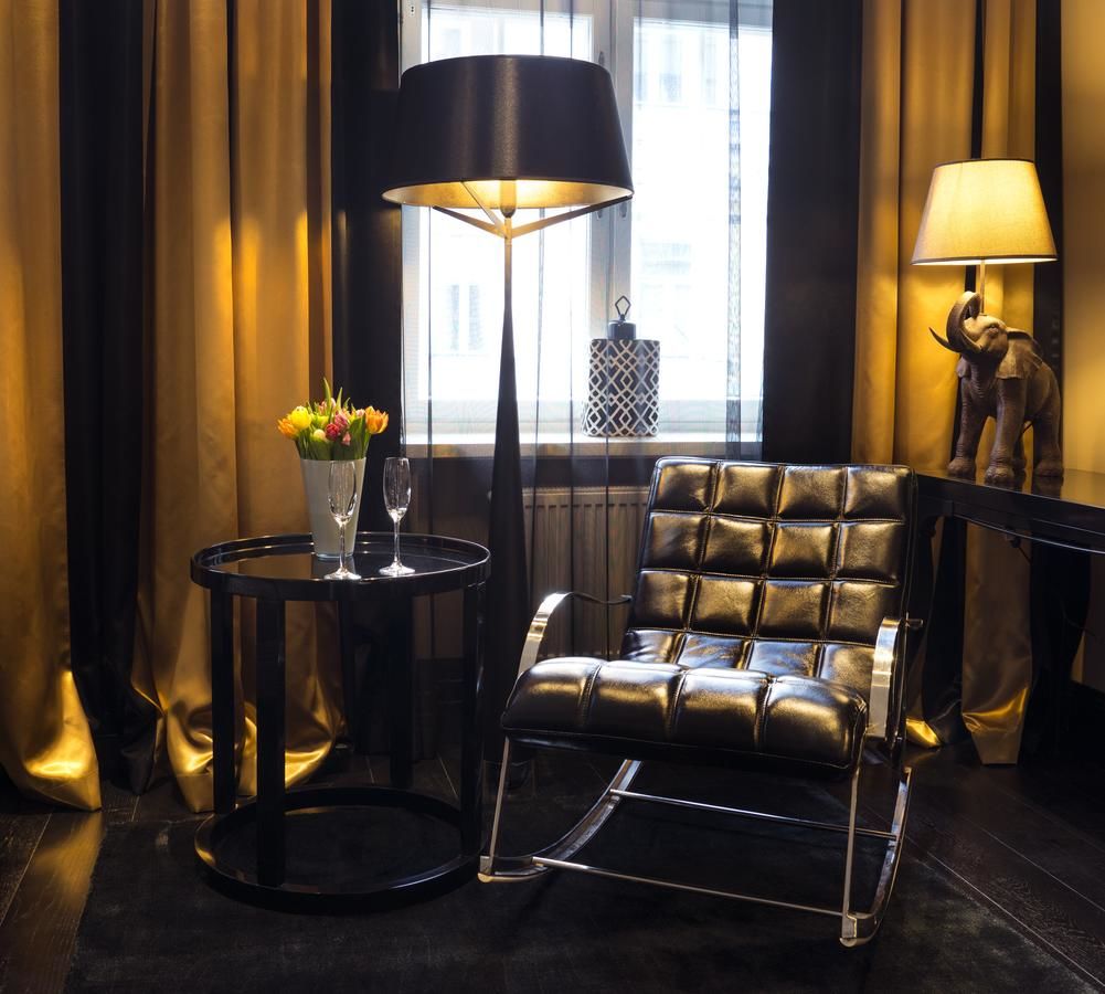 Отель Hotel Lilla Roberts Хельсинки-44