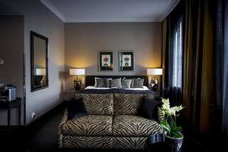 Отель Hotel Lilla Roberts Хельсинки Трехместный номер-5